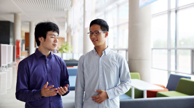 Heartwarming Story of a KAIST Student, Providing Endowment Fund for UNIST