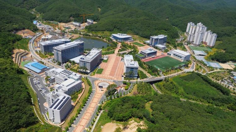 UNIST, Korea's New Growth Engine