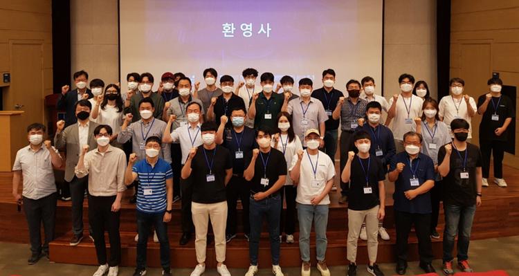 UNIST Celebrates Start of New Academic Term for AI Novatus Academia!