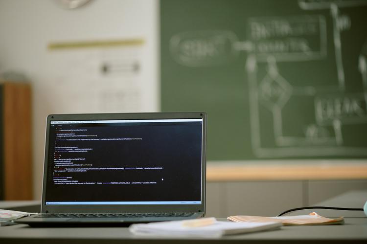 [배성철 칼럼]과학기술 역량중심 교육으로의 전환